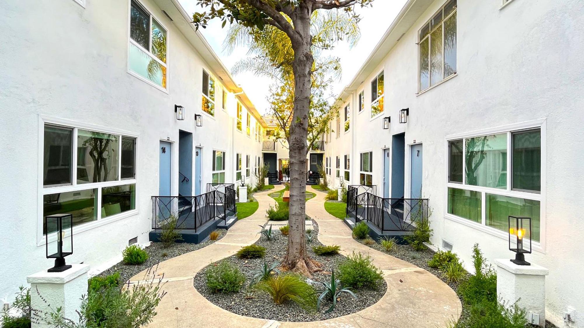 Hollywood/Thai Town Courtyard Apartment Los Angeles Exteriér fotografie
